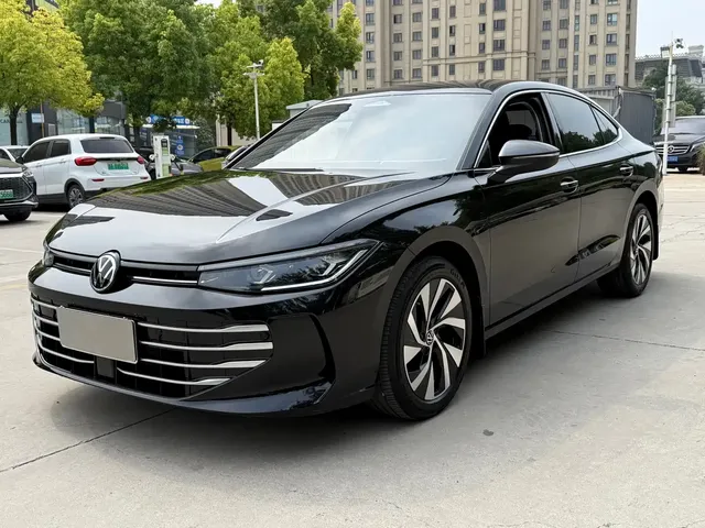 Volkswagen Passat 2025 Pro 380TSI Dragon Glory Edition