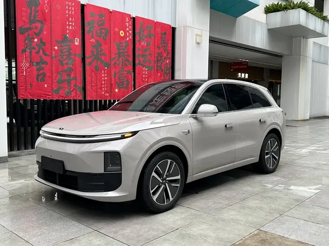 Li Auto L6 2024 Pro