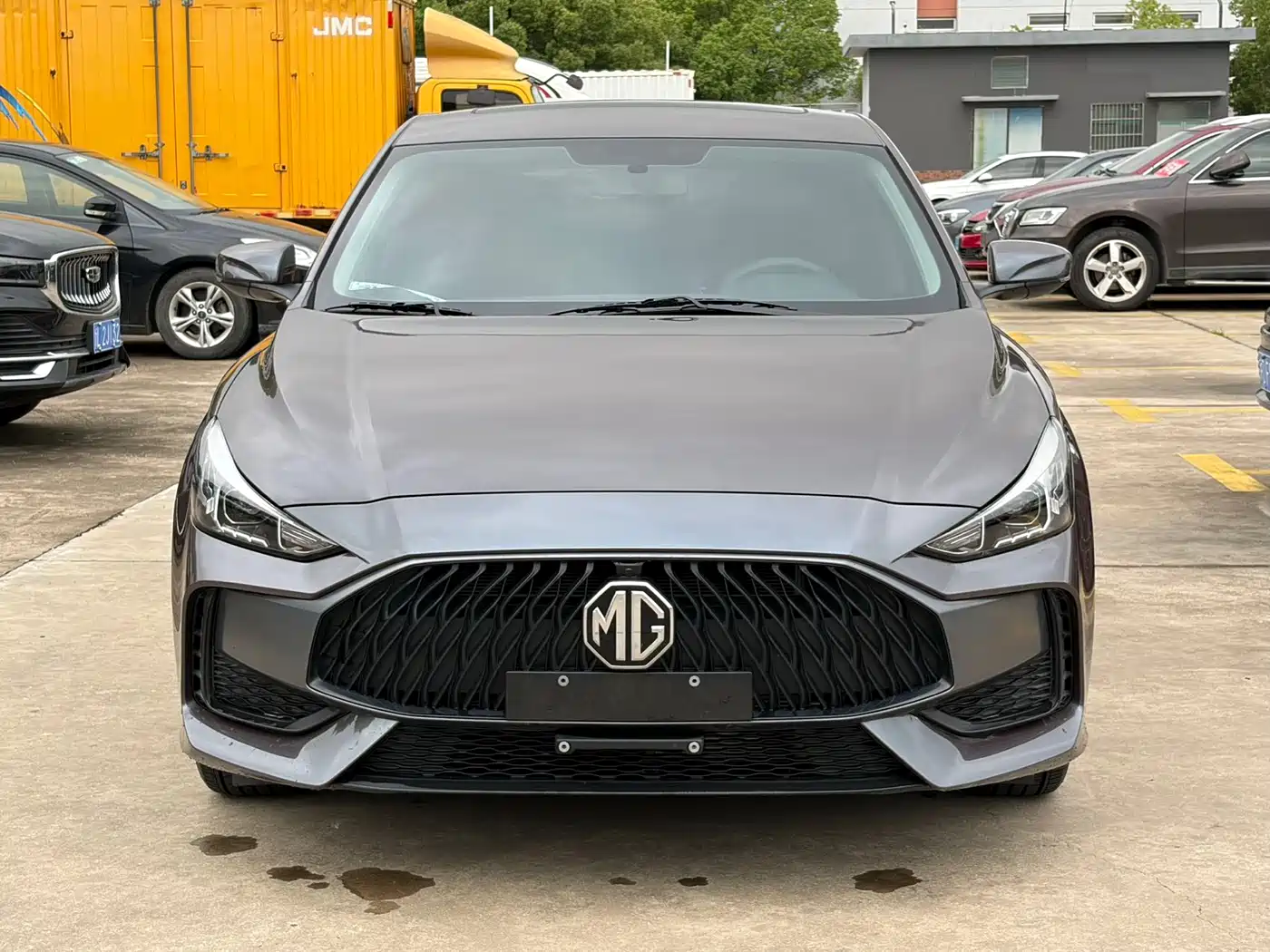 MG 5 2021 Model 180DVVT CVT Youth Luxury Edition