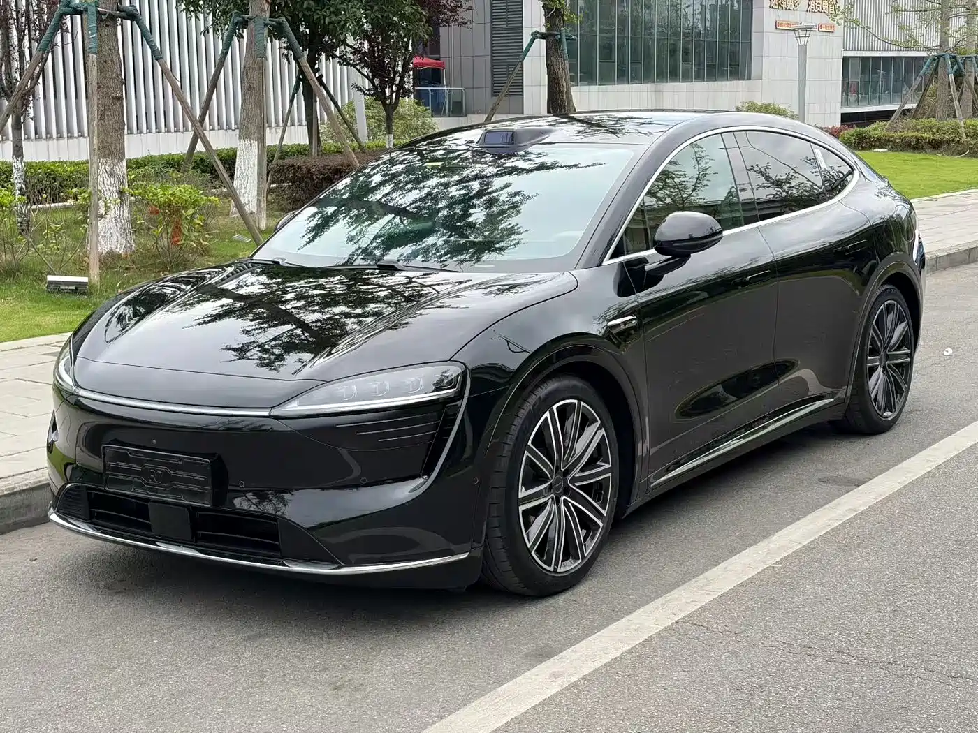 Zhijie Luxeed R7 2024 Pure Electric 736km Ultra