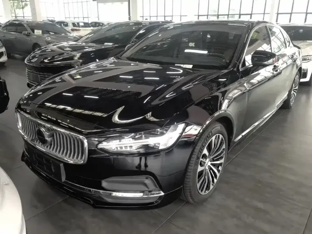 Volvo S90 2025 B5 Zhiyi Luxury Edition