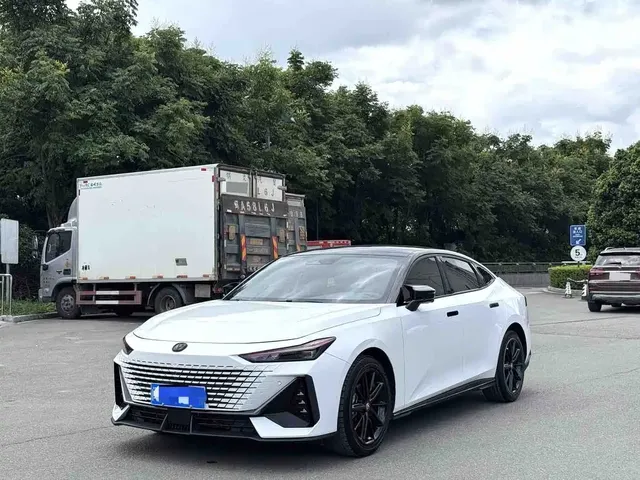 Changan UNI-V 2024 1.5T High Performance Edition