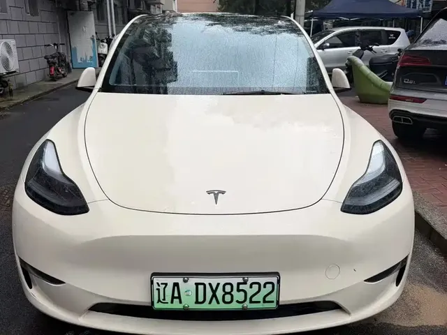 Tesla Model Y 2024 Long Range AWD