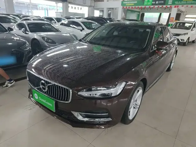 Volvo S90 2019 T5 Momentum