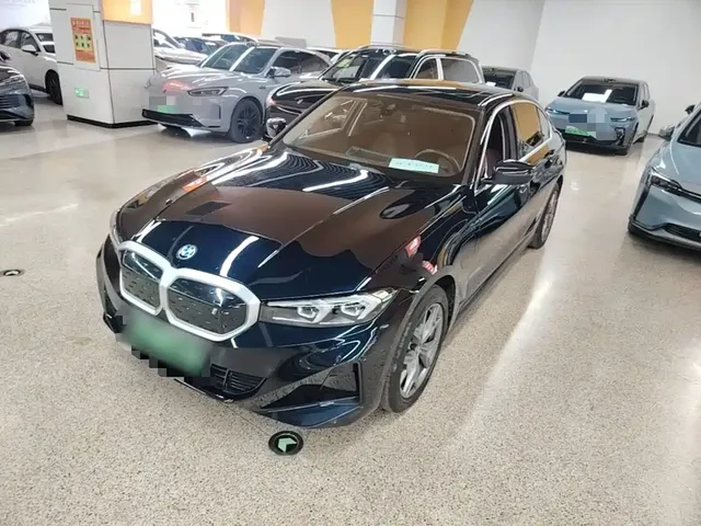 BMW i3 2024 eDrive 35 L