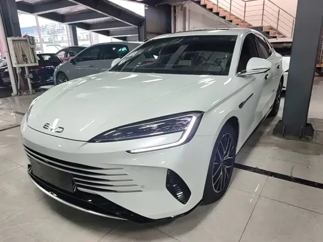 BYD Seal 2024 Glory Edition DM-i 1.5L 121km Prestige