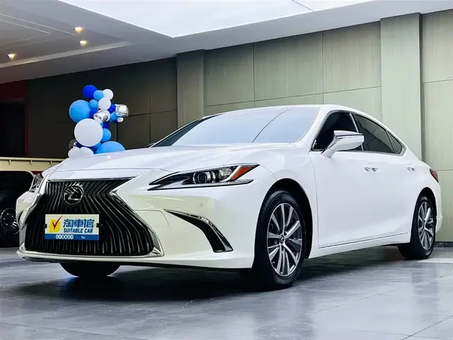 Lexus ES 2020 200 Excellence