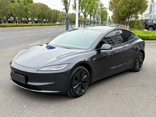 Tesla Model 3 2023 Rear-Wheel Drive
