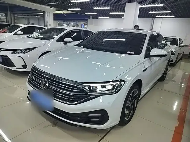 Volkswagen Sagitar 2023 300TSI DSG Surpassing Edition