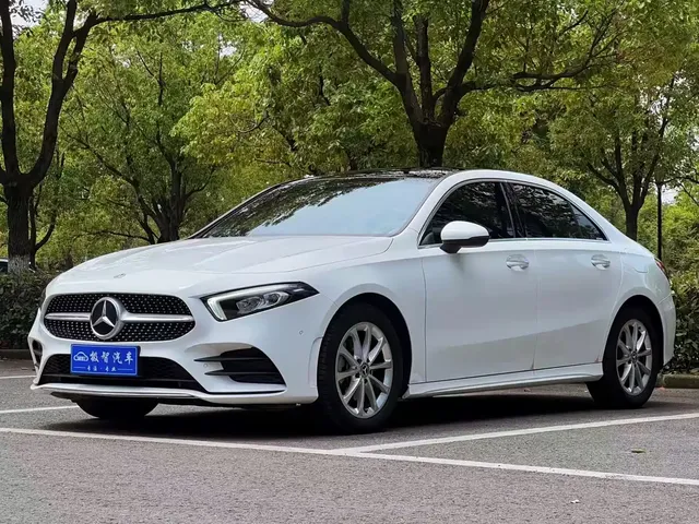 Mercedes-Benz A-Class 2023 A 200 L Fashion