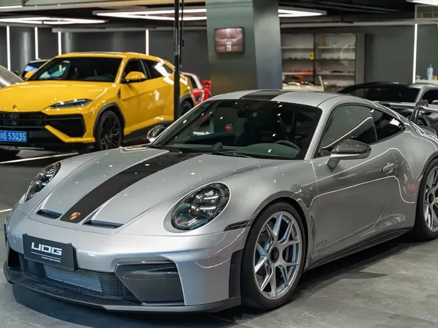 Porsche 911 2025 GT3 4.0L