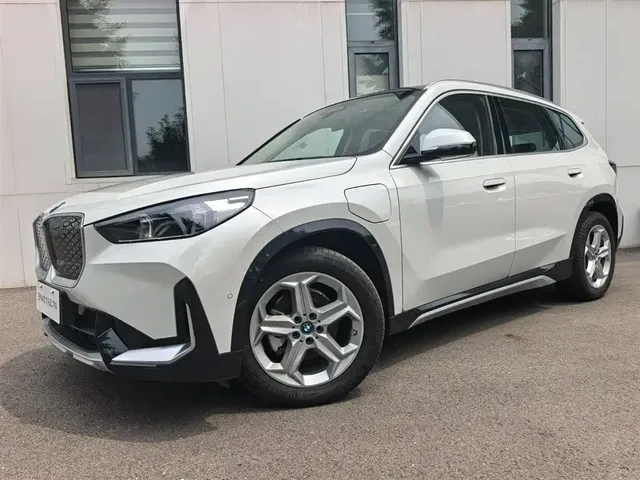 BMW iX1 2025 eDrive25L X Design Package