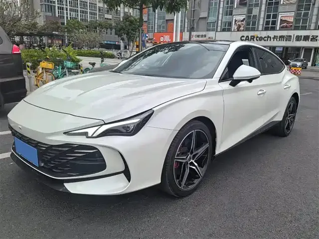 MG 7 2025 2.0T 405 AT Luxury Edition