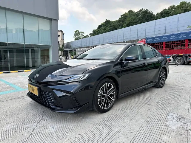 Toyota Camry 2026 Hybrid 2.0HSE Glory Version