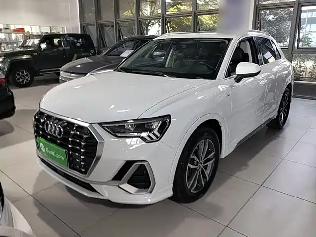 Audi Q3 2019 35 TFSI Progressive Sport