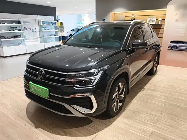 Volkswagen Tharu 2023 300TSI 2WD Full Moon Edition