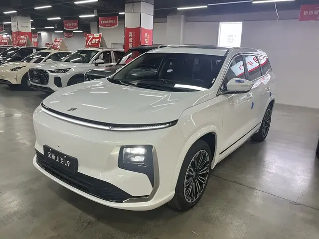 Jetour Shanhai L9 2025 1.5TD 2DHT Luxury 7-Seater