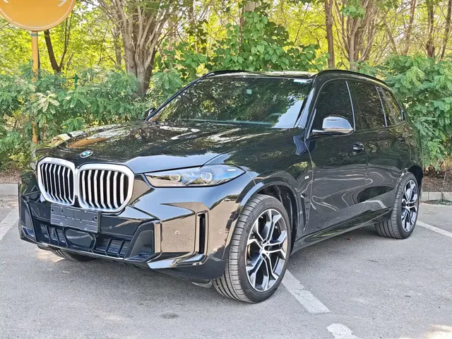 BMW X5 2026 xDrive 40Li M Sport Night Edition Package
