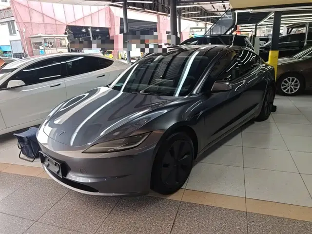 Tesla Model 3 2023 Rear-Wheel Drive