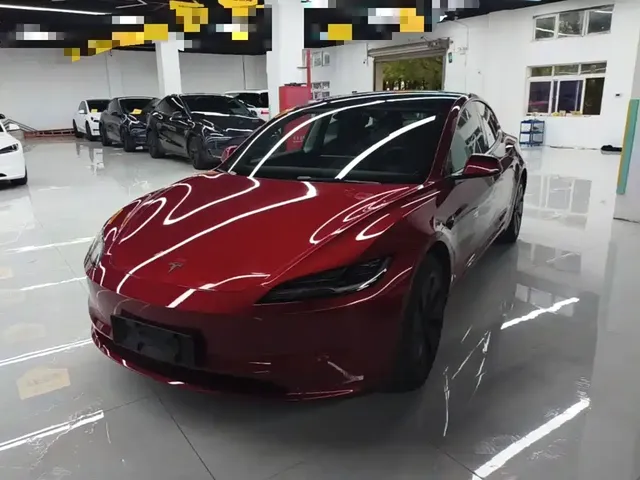 Tesla Model 3 2025 Model Year Facelift Rear-Wheel Drive