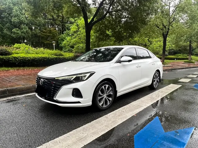 Changan Eado 2021 PLUS Blue Whale NE 1.4T GDI DCT Premium