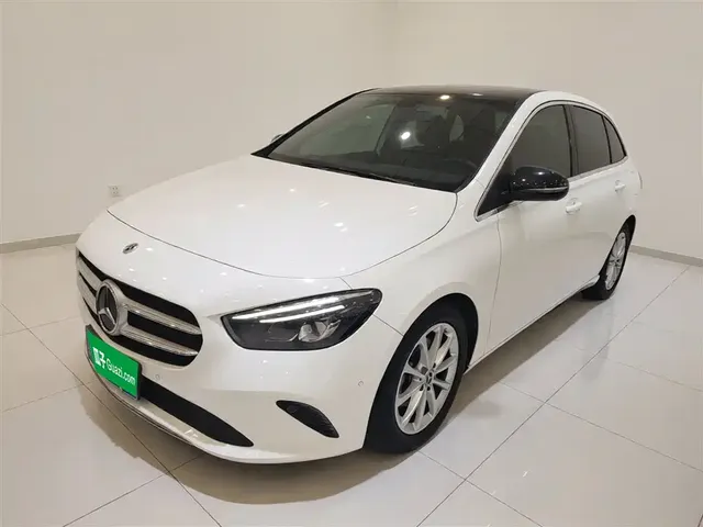Mercedes-Benz B-Class 2021 B 200 Fashion