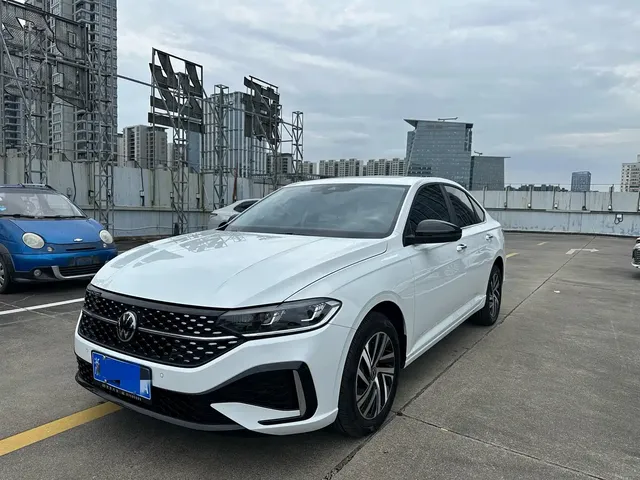 Volkswagen Lavida 2024 Model 300TSI DSG Starlight Leading Edition