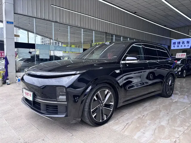 Li Auto Li Xiang L9 2025 Pro Smart Renewal Edition