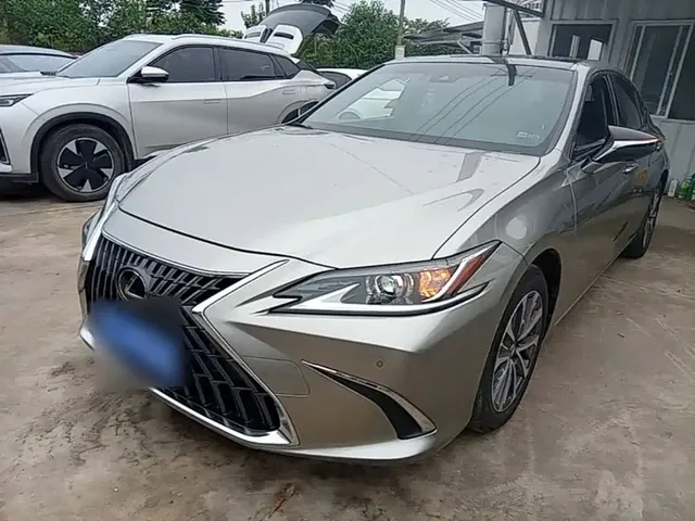 Lexus ES 2022 200 Excellence Edition