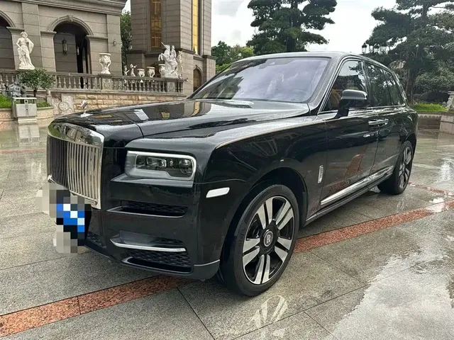 Rolls-Royce Cullinan 2018 4-Seater Version