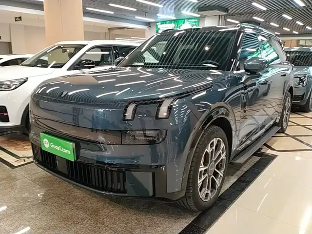 Lynk & Co 900 2025 2.0T Ultra