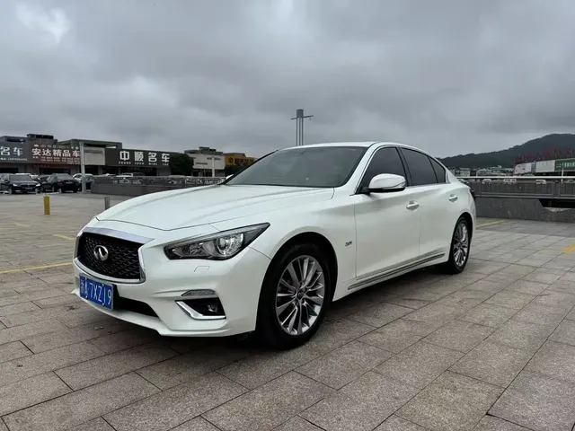 Infiniti Q50L 2021 2.0T Leisure