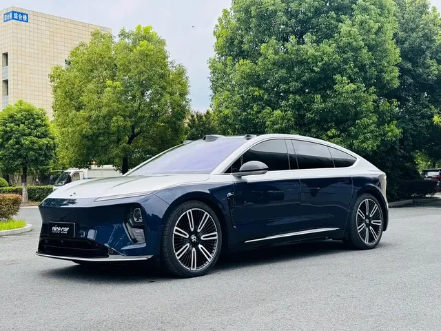 NIO ET9 2025 100kWh Signature Edition