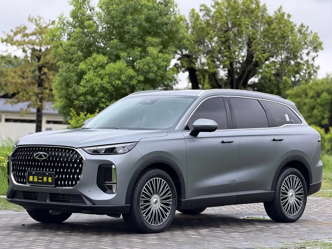 Chery Tiggo 8L 2024 2.0T 2WD Luxury Edition 7-Seater