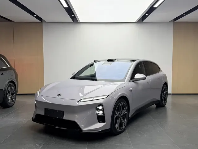 NIO ET5T 2025 75kWh Touring