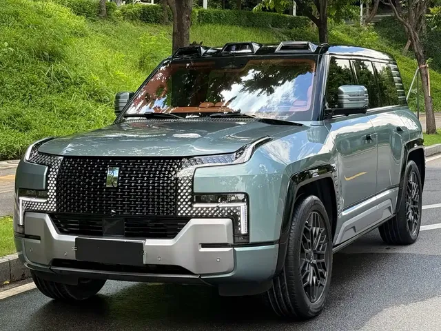Yangwang U8 2023 Luxury Edition