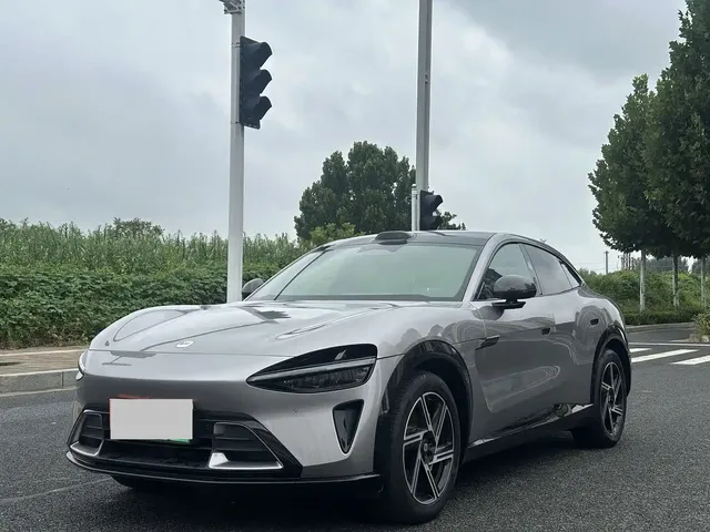 Xiaomi Auto Xiaomi YU7 2025 Extended Range RWD Edition