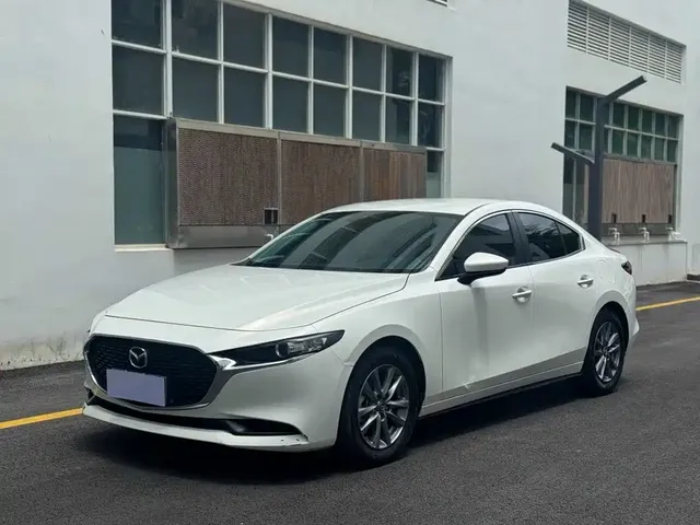 Mazda 3 Axela 2023 2.0L Auto Zhiqing