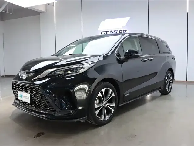 Toyota Granvia 2022 2.5L Hybrid Noble Edition