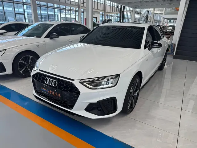 Audi A4L 2025 2 Million Celebration Edition 40 TFSI Luxury Dynamic