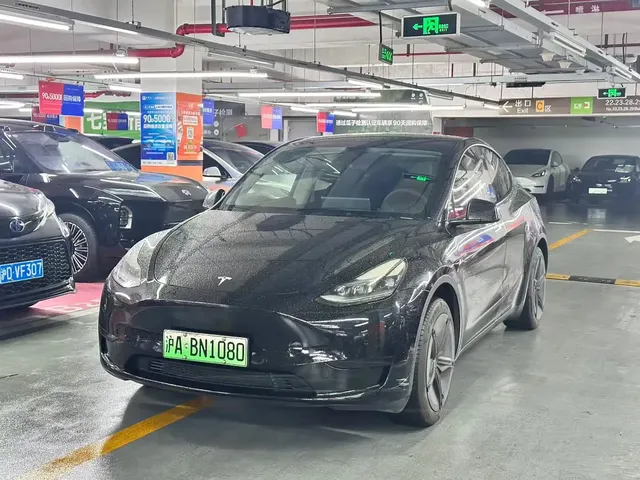 Tesla Model Y 2022 Facelift Rear-Wheel Drive Version