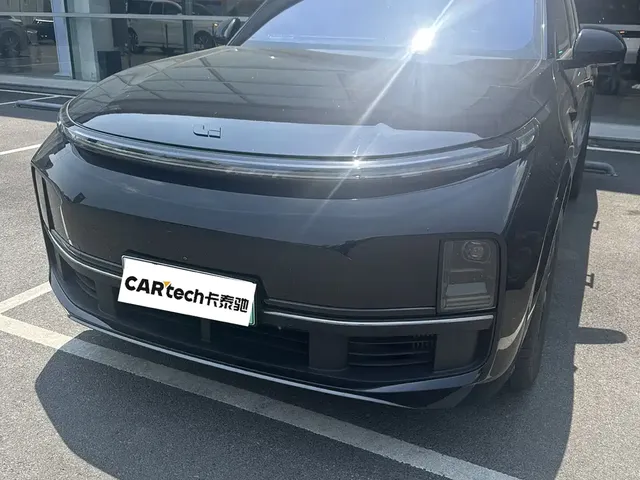 Li Auto Li L8 2023 Pro