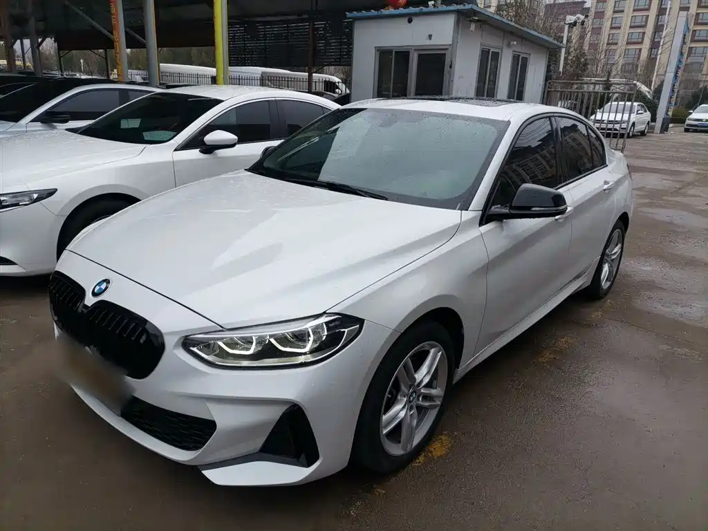 BMW 1 Series 2021 120i M Sport Shadow Edition