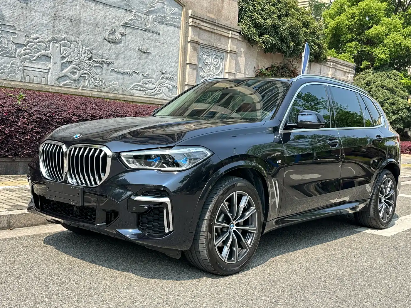 BMW X5 2022 xDrive 30Li Premium M Sport Package