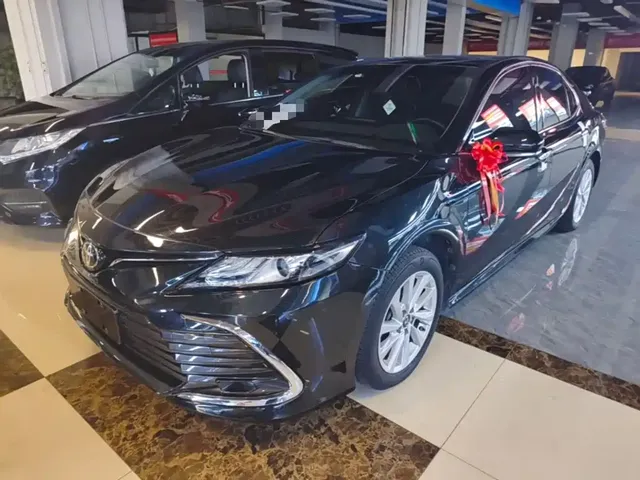 Toyota Camry 2021 2.0G Luxury Edition
