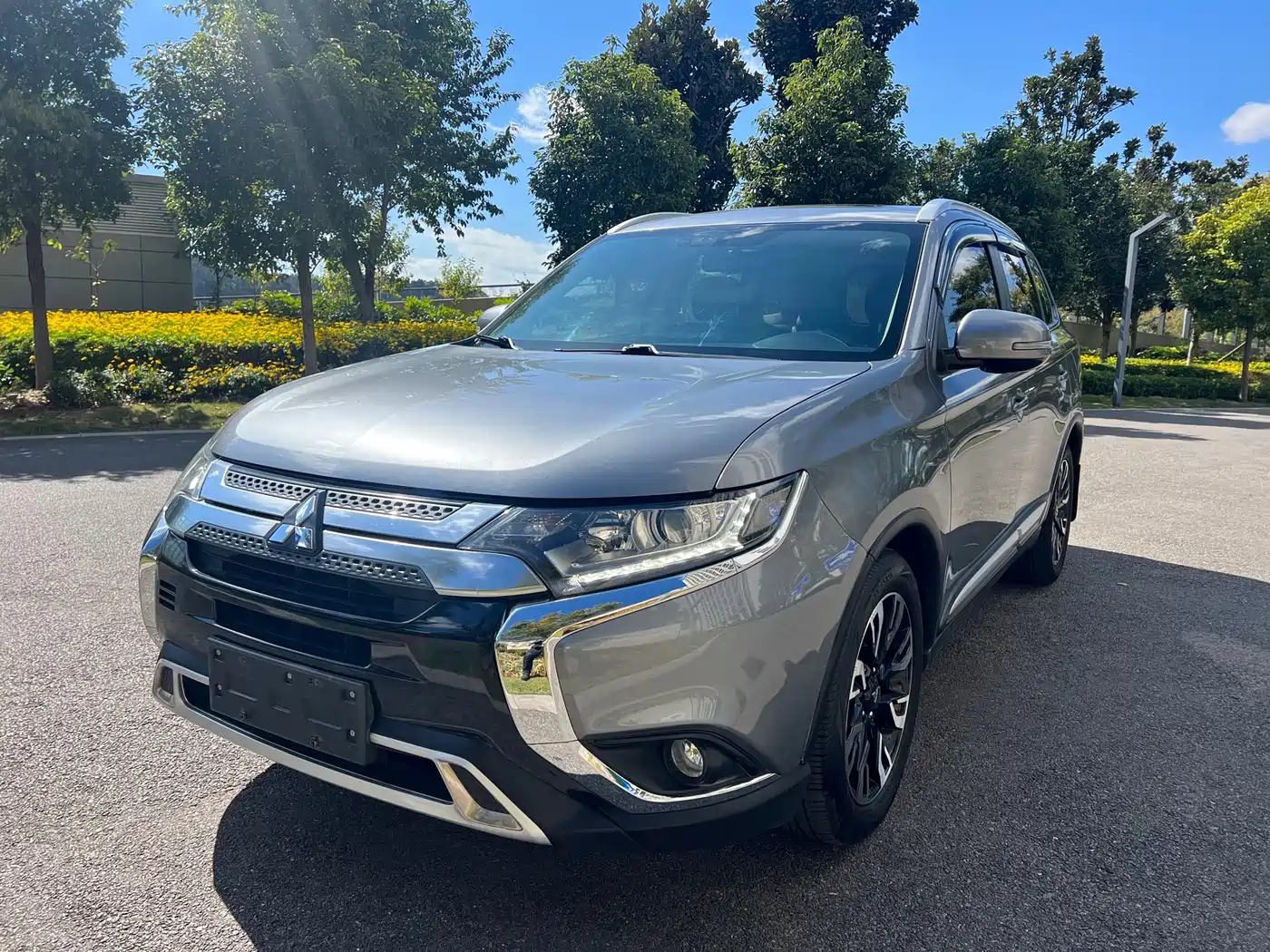 Mitsubishi Outlander 2020 2.0L 2WD Premium 5-seater