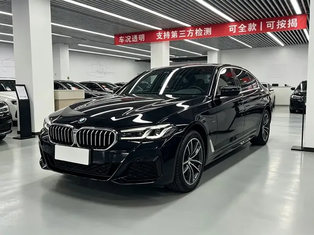 BMW 5 Series 2022 525Li M Sport Package