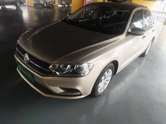 Volkswagen Bora 2018 1.5L Automatic Fashion