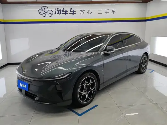Changan Qiyuan A07 2025 Range Extender Deluxe Edition 230 Flagship