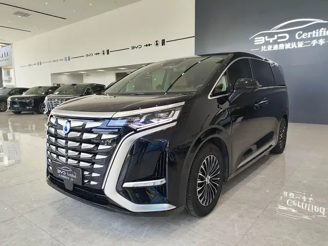 Denza D9 2022 DM-i 970 AWD Flagship